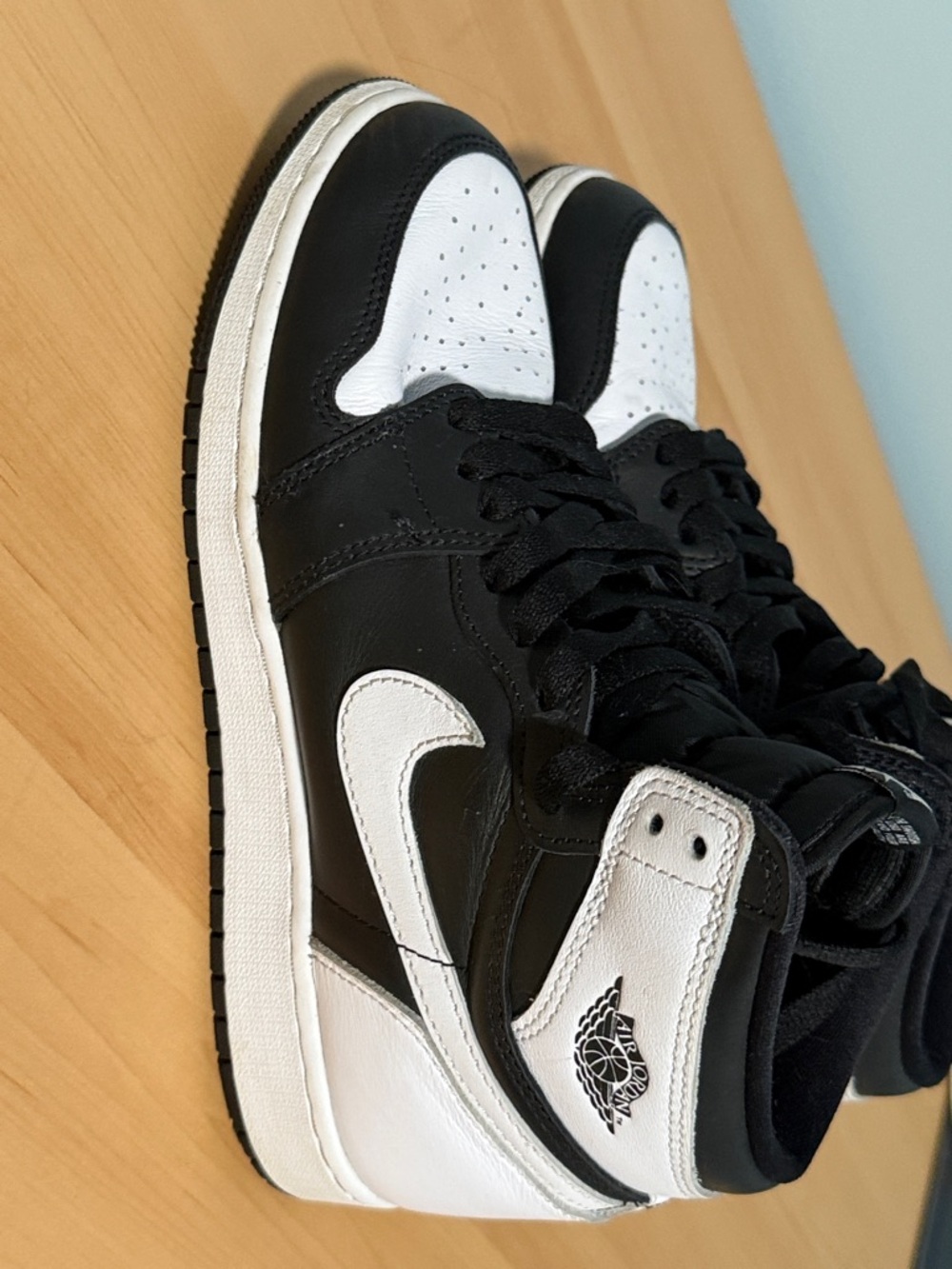 Nike Kids Black and White High-Top Sneakers - Picture 8 of 9